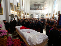 POARANEK NIEDZIELI ZMARTWYCHWSTANIA - 05.04.2026