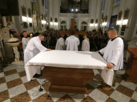 WIELKI PIĄTEK - 03.04.2026