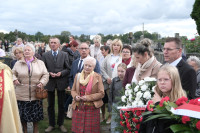 UROCZYSTE ODSŁONIĘCIE MOGIŁY ZBIOROWEJ BOHATERÓW WRZEŚNIA 1939 w NIWISKACH - 28.09.2025