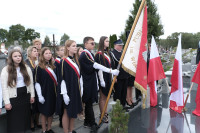 UROCZYSTE ODSŁONIĘCIE MOGIŁY ZBIOROWEJ BOHATERÓW WRZEŚNIA 1939 w NIWISKACH - 28.09.2025