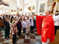 PIERWSZA NIEDZIELA MIESIĄCA, DZIEŃ SKUPIENIA DLA RODZICÓW PO STRACIE - 04.10.2026